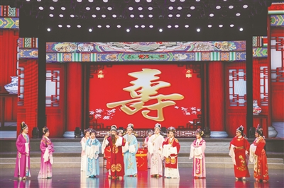 鹰潭市龙虎天下绝“璀璨梨园韵·欢乐闹元宵”戏曲专场演出精彩上演