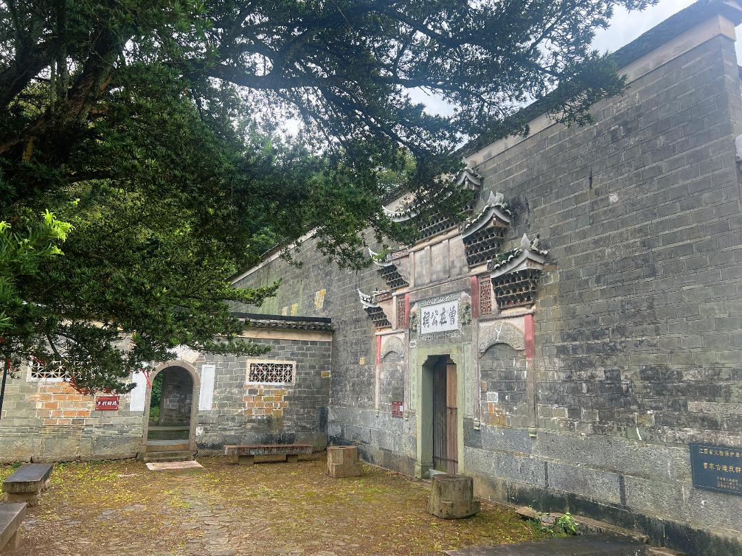 万象鹰潭|黛瓦存文脉 月窗揽清辉——贵溪耳口曾家古村的古韵新生
